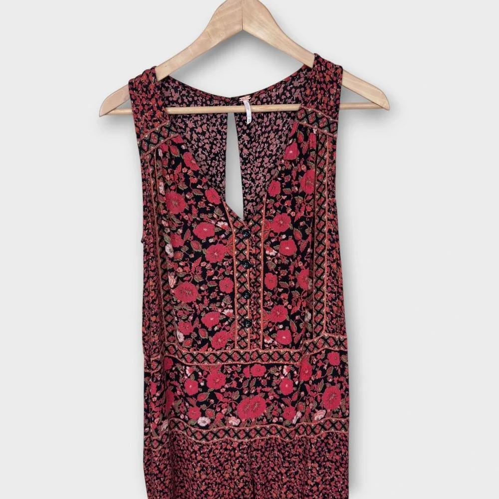 Free People Jumpsuit XS Red Black Floral‎ Wide Leg Cropped Keyhole Back Boho